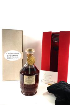 Hennessy Cognac Fine Champagne V.S.O.P in Baccarat Decanter NV