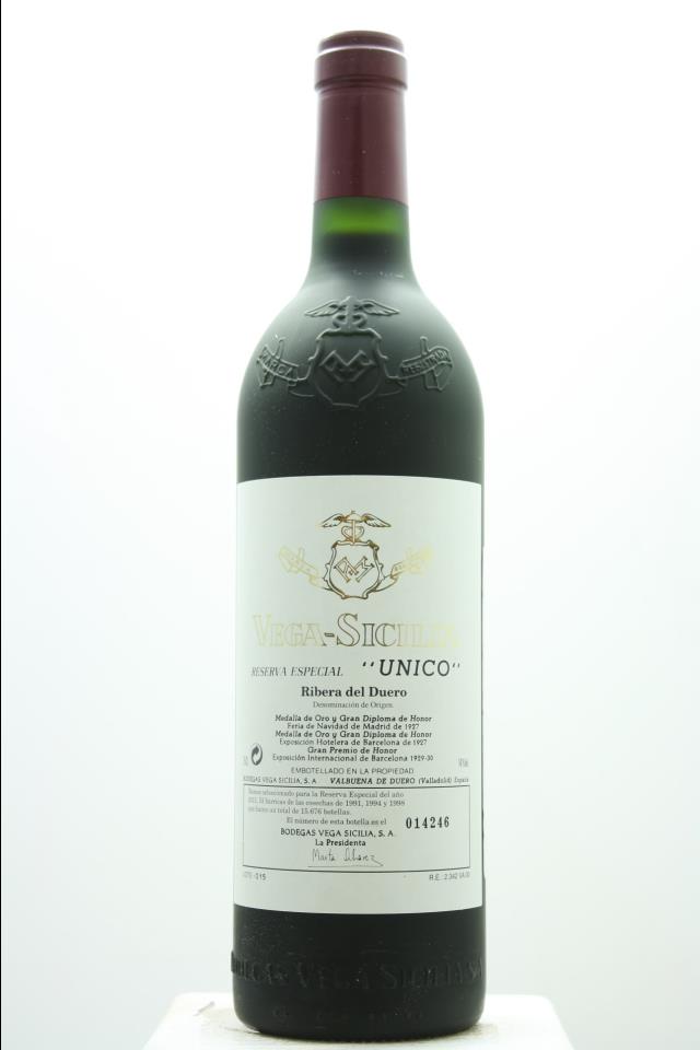 Vega-Sicilia Unico Reserva Especial NV
