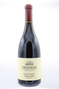 Freeman Pinot Noir Akiko