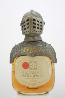 Nikka Gold & Gold Whisky Sapporo Olympic Edition Knight Cover 1972