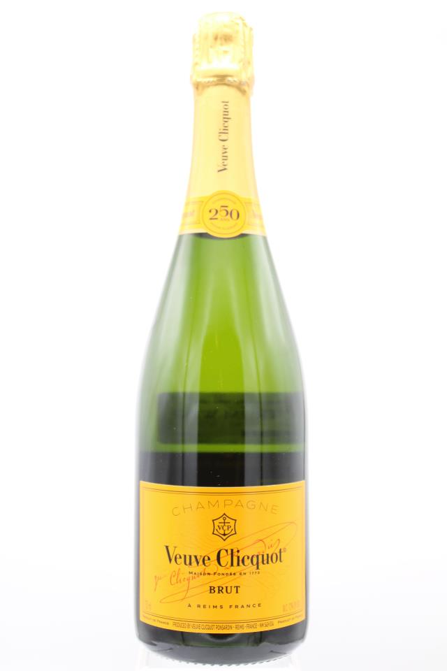 Veuve Clicquot Brut (Yellow Label) NV